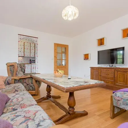 Apartment Bergmann